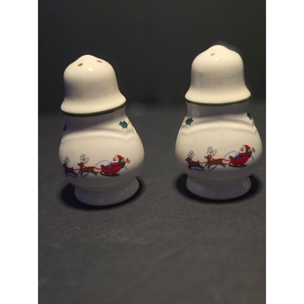Pfaltzgraff Salt Pepper Shakers OS White Excellent Christmas Santa Sleigh Set
